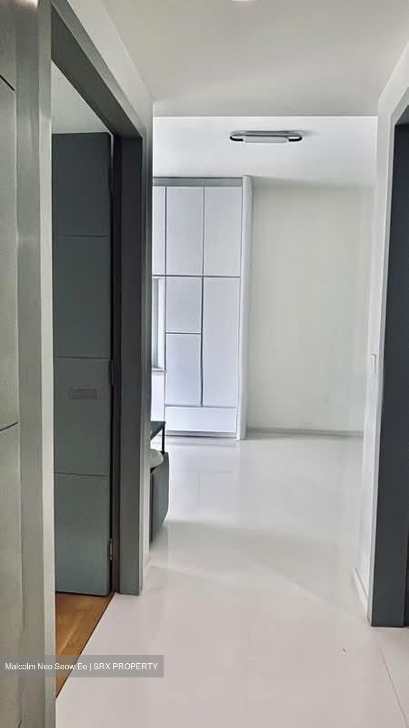 Vacanza @ East (D14), Condominium #539462251